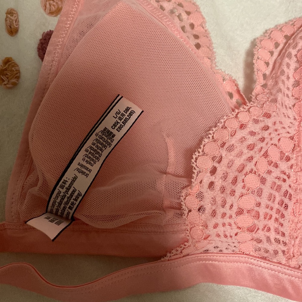Pink bralette - Picture 3 of 3